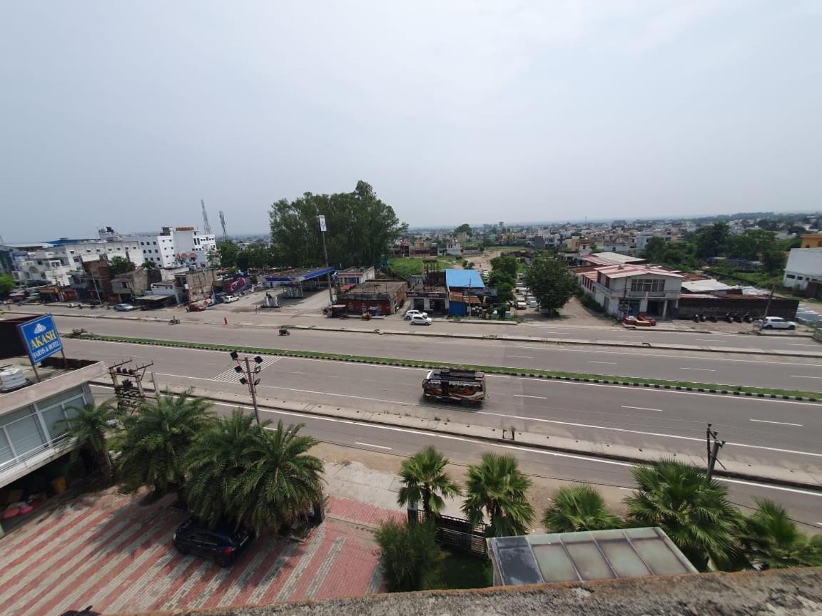 Akash Hotel Managed By Jk Hotels & Resorts Kathua Exterior foto