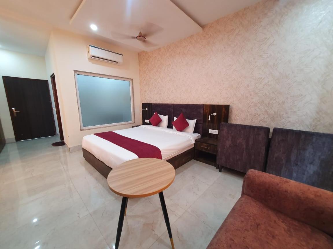 Akash Hotel Managed By Jk Hotels & Resorts Kathua Exterior foto